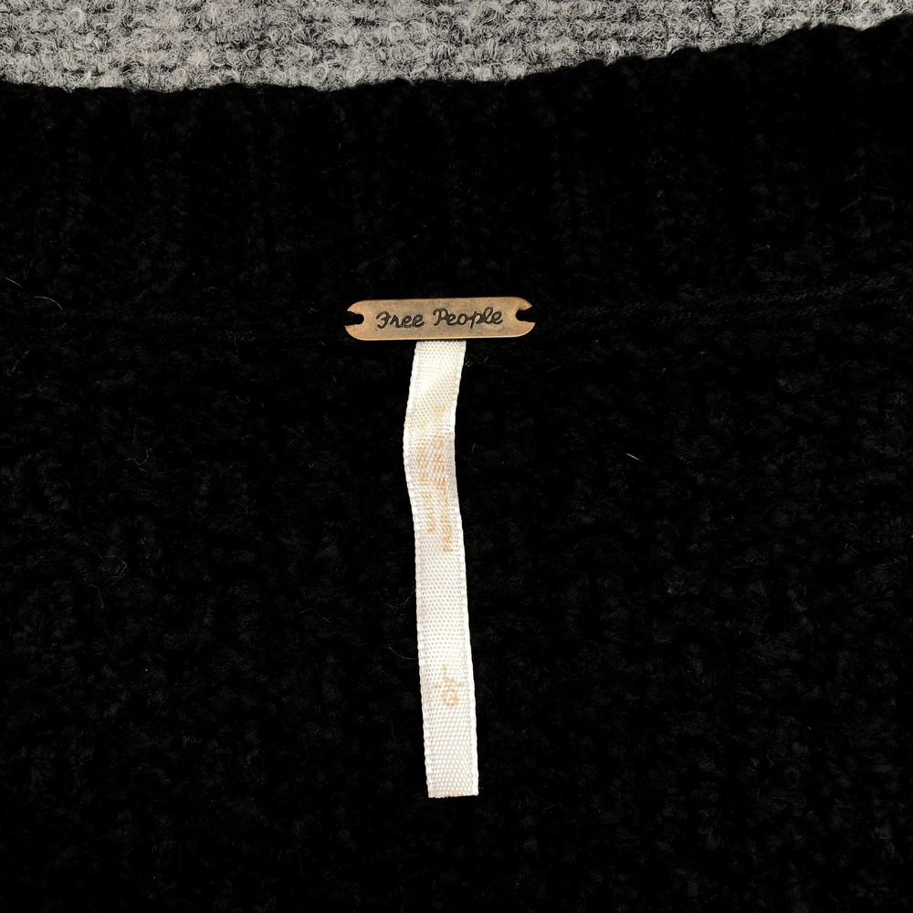Free People Black Cable Knit Cropped Cardigan - Picture 3 of 8